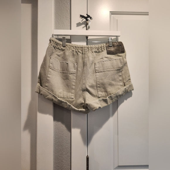 One Teaspoon Shabby Bandit Shorts - Picture 2 of 8